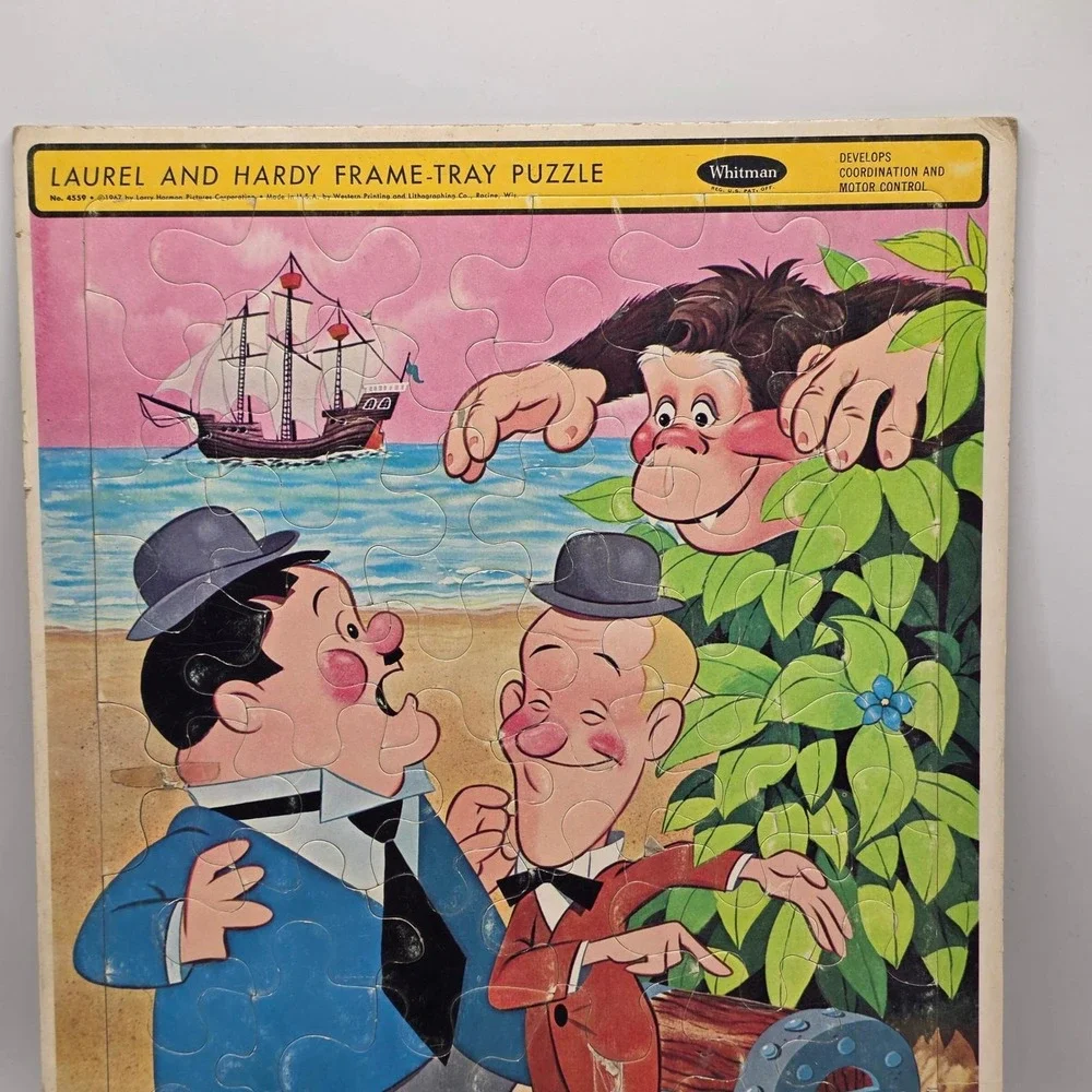 Whitman Frame-Tray Puzzle Kids Multicolor Laurel‎ and Hardy 1967 Vintage Toy